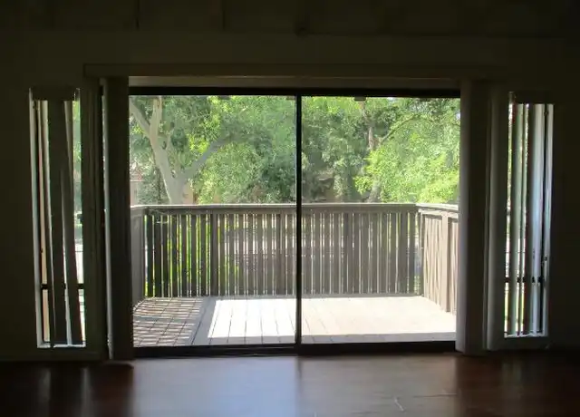 Property at 702 Woodside Ln E, Sacramento, CA, 95825, 1 bed, 1 bath, [object Object]