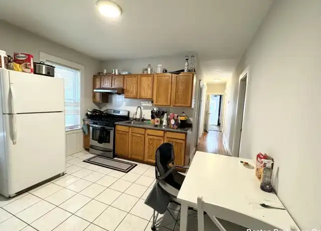 Property at 40 Sudan St, Dorchester, MA, 02125, 3 beds, 1 bath, [object Object]