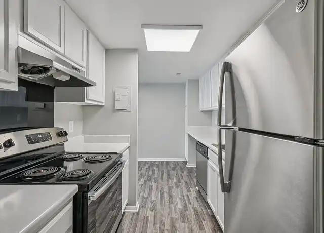 Property at Palms East Apartments - 1531 Larned St, Detroit, MI, 48207, 1 bed, 1-1.5 bath, [object Object]