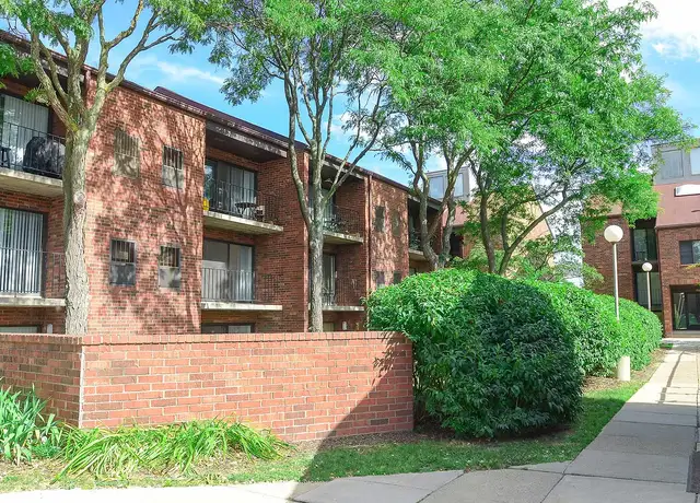 Photo of 1531 Larned St, Detroit, MI 48207