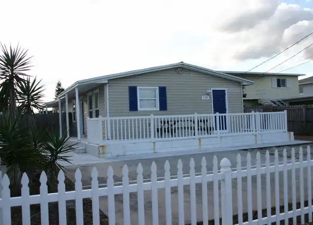 Property at 2508 S Atlantic Ave, New Smyrna Beach, FL, 32169, 2 beds, 1 bath, [object Object]