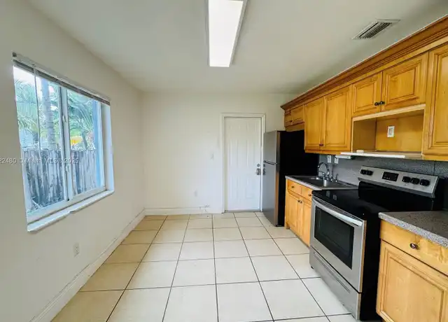 Property at 2540 NE 181st St Unit 1, North Miami Beach, FL, 33160, 2 beds, 1 bath, [object Object]