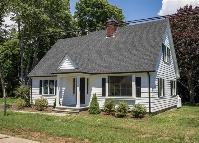 Property at 37 Bassett Ln, Madison, CT, 06443, 3 beds, 2 baths, [object Object]