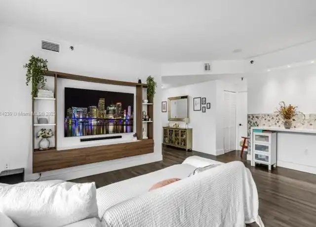 Property at 1834 Brickell Ave #33, Miami, FL, 33129, 2 beds, 2 baths, [object Object]