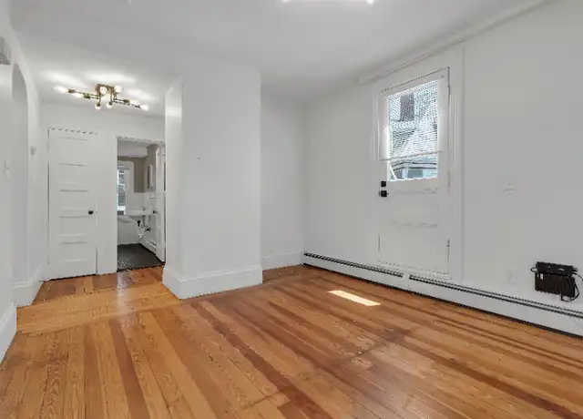 Property at 511 Angell St Unit 2, Providence, RI, 02906, 0 beds, 1 bath, [object Object]