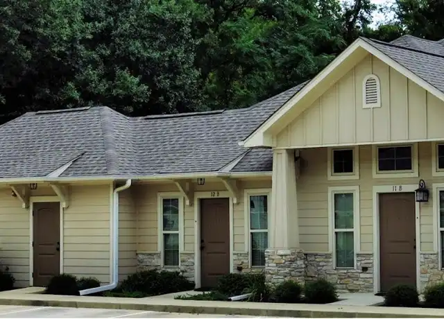 Property at 1126 E Front St Unit D5, Tyler, TX, 75702, 2 beds, 1 bath, [object Object]