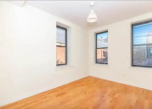 Property at 591 Franklin Ave, Brooklyn, NY, 11238, 4 beds, 1 bath, [object Object]