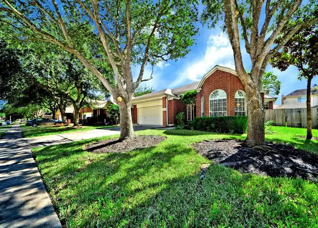 Property at 1611 Winston Homestead Dr, Richmond, TX, 77406, 3 beds, 2 baths, [object Object]