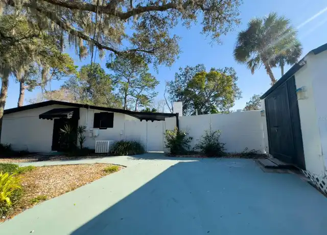 Property at 12116 N 52nd St, Temple Terrace, FL, 33617, 4 beds, 2 baths, [object Object]