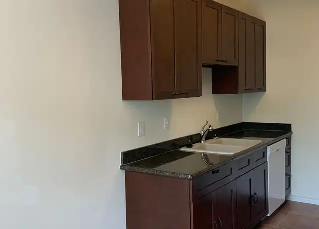 Property at 17589 County Road 4112 Unit 10, Lindale, TX, 75771, 1 bed, 1 bath, [object Object]