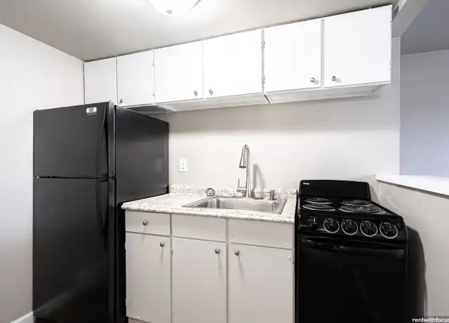 Property at 1761 Maricopa Dr Unit 1761-C, Oshkosh, WI, 54904, 0 beds, 1 bath, [object Object]