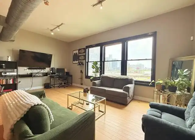 Property at 2502 Live Oak St #309, Dallas, TX, 75204, 1 bed, 1 bath, [object Object]