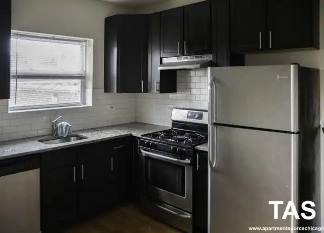 Property at 1831 W Foster Ave, Chicago, IL, 60640, 2 beds, 1 bath, [object Object]