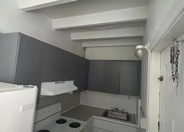 Property at 845 SW 6th St, Homestead, FL, 33030, 1 bed, 1 bath, [object Object]