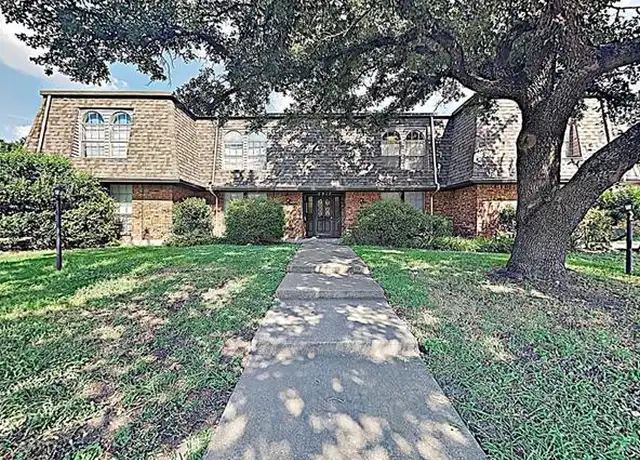 Property at 2917 Las Vegas Trl, Fort Worth, TX, 76116, 3 beds, 2 baths, [object Object]