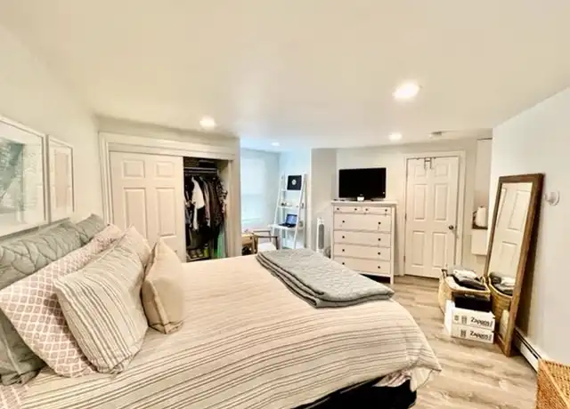 Property at 24 Stillman St Unit 1R, Boston, MA, 02113, 0 beds, 1 bath, [object Object]