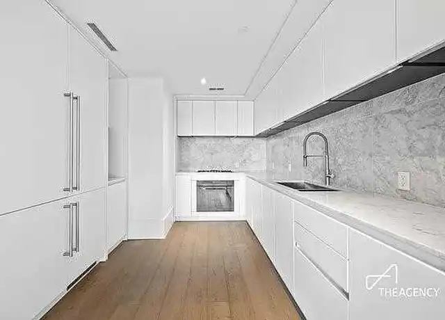 Property at 429 Kent Ave #832, Brooklyn, NY, 11249, 1 bed, 1 bath, [object Object]