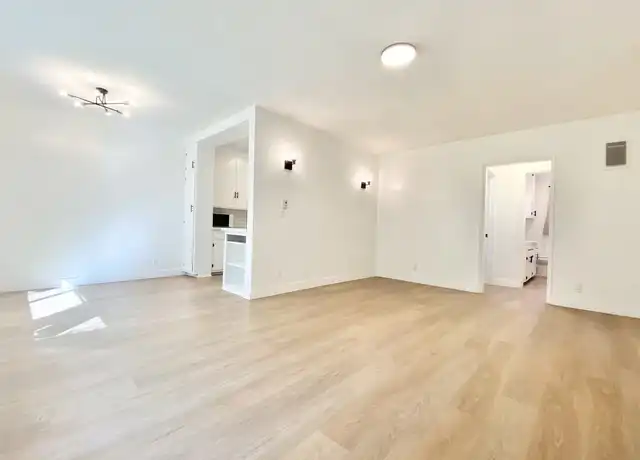 Property at 201 S Occidental Blvd Unit 4, Los Angeles, CA, 90057, 1 bed, 1 bath, [object Object]