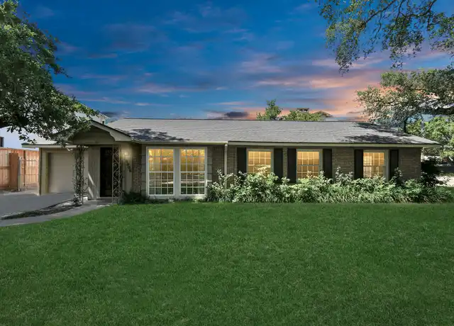 Property at 4006 W Alabama St, Houston, TX, 77027, 3 beds, 2 baths, [object Object]