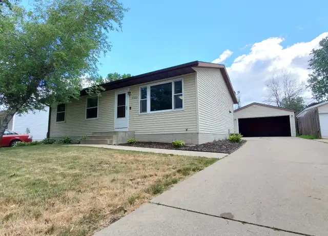 Property at 4830 24th Ave NW, Rochester, MN, 55901, 4 beds, 2 baths, [object Object]