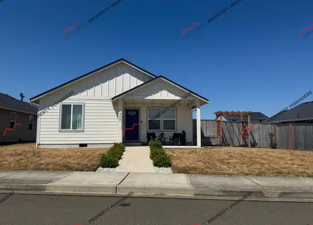 Property at 407 Powell Ave, Winlock, WA, 98596, 3 beds, 2 baths, [object Object]