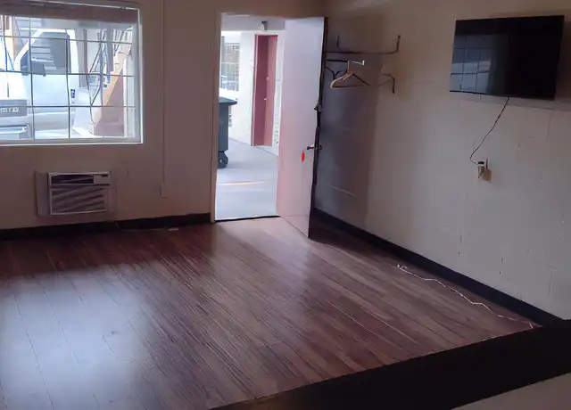 Property at 31 Basin St NW Unit 101a, Ephrata, WA, 98823, 1 bed, 1 bath, [object Object]