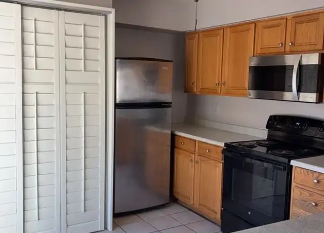 Property at 2440 E Waltann Ln Unit 4, Phoenix, AZ, 85032, 3 beds, 2 baths, [object Object]