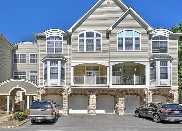 Property at 612 Kensington Ln, Livingston, NJ, 07039, 3 beds, 2.5 baths, [object Object]