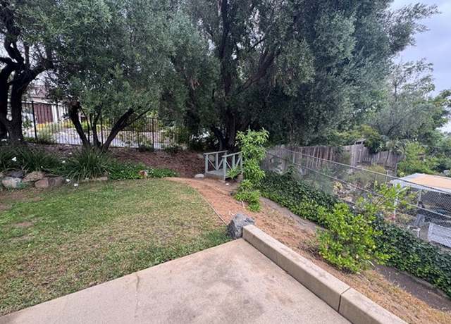 Photo of 330 Toyon Rd, Sierra Madre, CA 91024