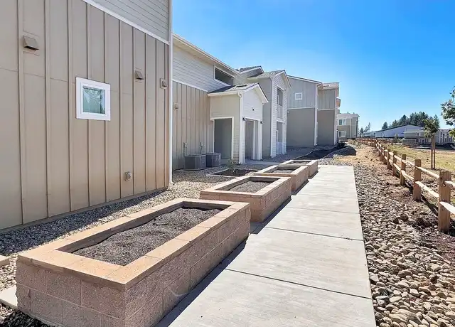 Property at Eaglepointe Apartments - 5975 Maxwell Dr, Paradise, CA, 95969, 1-3 bed, 1-2 bath, [object Object]