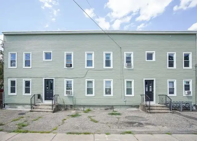 Property at 34 Joy St Unit 1L, Ludlow, MA, 01056, 2 beds, 1 bath, [object Object]