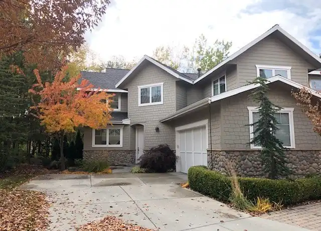 Property at 2490 N Bogus Basin Rd, Boise, ID, 83702, 3 beds, 2.5 baths, [object Object]