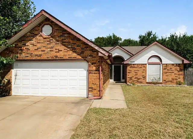Property at 2600 Amy Ct, Moore, OK, 73160, 3 beds, 2 baths, [object Object]
