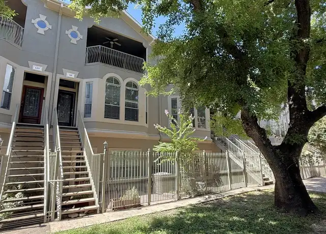Property at 118 Detering St, Houston, TX, 77007, 3 beds, 2.5 baths, [object Object]