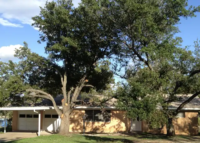 Property at 11803 Oak Haven Rd, Austin, TX, 78753, 4 beds, 2 baths, [object Object]