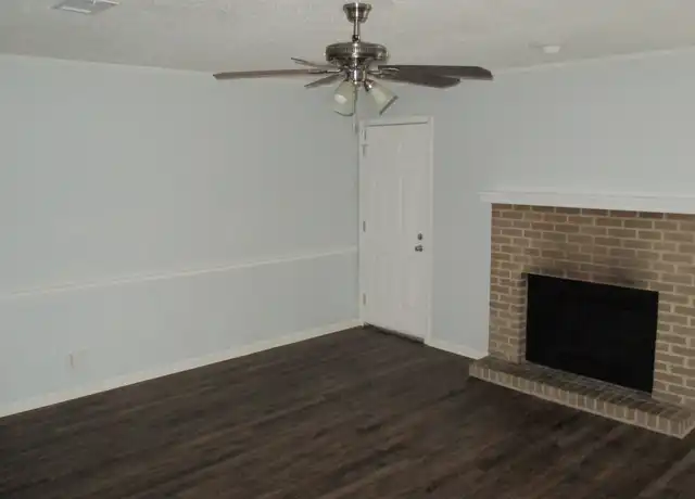 Property at 806 Briar Ridge Ct, Jacksonville, AR, 72076, 3 beds, 2 baths, [object Object]