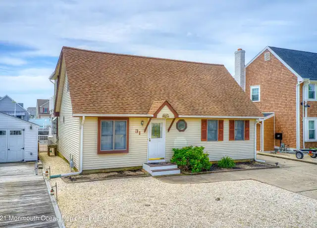 Property at 31 Peggy Ln, Manahawkin, NJ, 08050, 4 beds, 2 baths, [object Object]