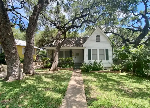 Property at 502 Academy Dr, Austin, TX, 78704, 2 beds, 2 baths, [object Object]