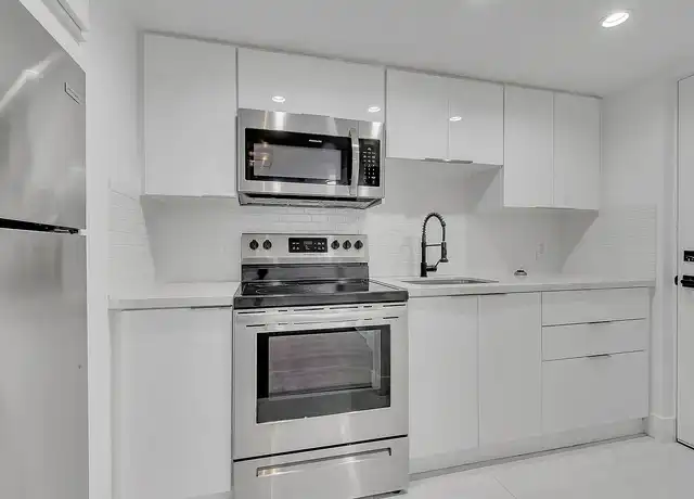 Property at 1114 SW 37th Ave, Coral Gables, FL, 33134, 1 bed, 1 bath, [object Object]