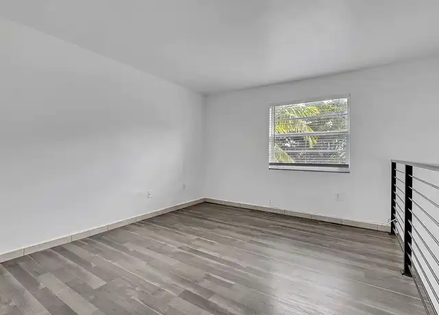 Property at 1114 SW 37th Ave, Coral Gables, FL, 33134, 1 bed, 1 bath, [object Object]