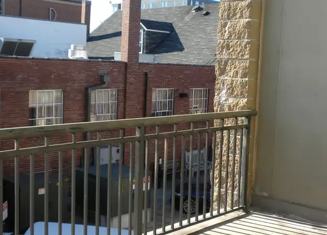 Property at 1104 E Broadway Apt 205, Columbia, MO, 65201, 2 beds, 2 baths, [object Object]
