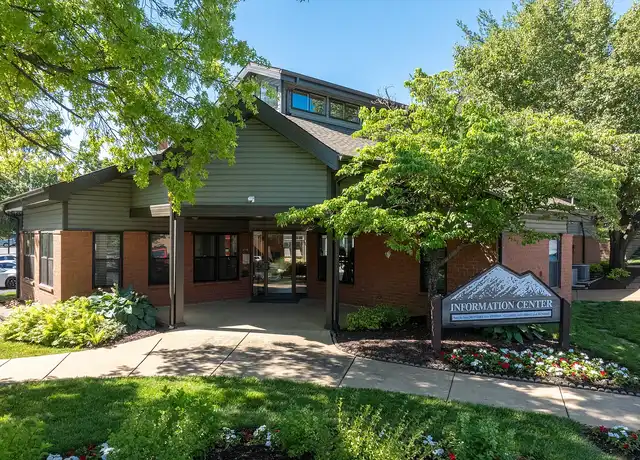 Property at South Summit Apartments - 4251 Summit Knoll Dr, St. Louis, MO, 63129, 1-2 bed, 1-2 bath, [object Object]