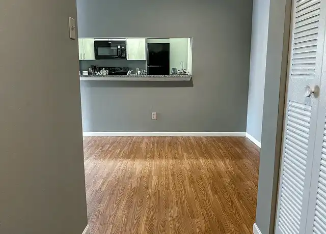 Property at South Summit Apartments - 4251 Summit Knoll Dr, St. Louis, MO, 63129, 1 bed, 1 bath, [object Object]