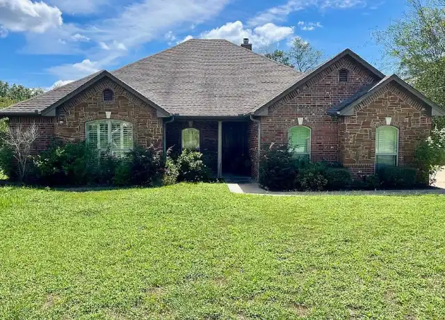 Property at 120 Towering Oaks Ln, Longview, TX, 75602, 3 beds, 2 baths, [object Object]