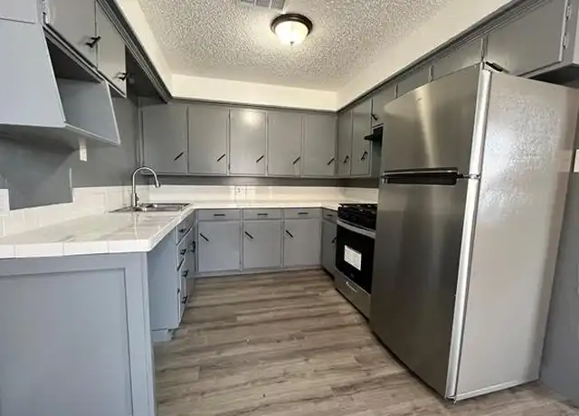 Property at 2526 Louise St Unit B, Denton, TX, 76201, 2 beds, 1 bath, [object Object]