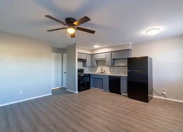 Property at 621 Xavier St Unit Xavier St unit 621 15, Fort Smith, AR, 72901, 1 bed, 1 bath, [object Object]