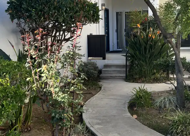 Property at 5533 Spanish Oak Ln Unit B, Oak Park, CA, 91377, 2 beds, 3 baths, [object Object]