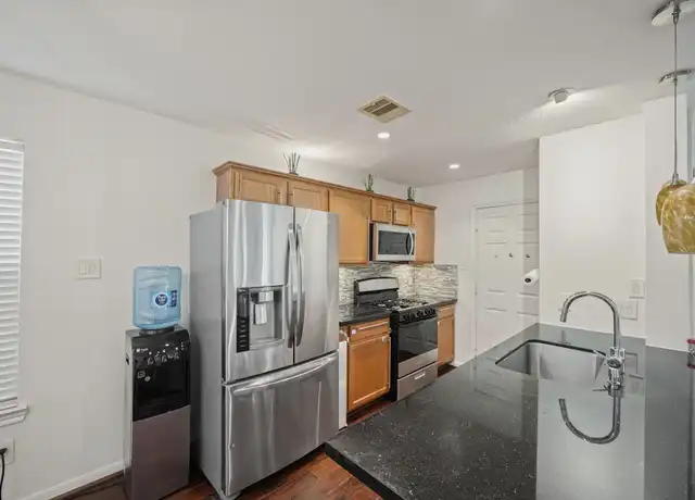 Property at 1521 Saulnier St, Houston, TX, 77019, 3 beds, 2.5 baths, [object Object]