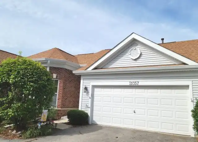 Property at 21357 W Douglas Ln, Plainfield, IL, 60544, 2 beds, 1 bath, [object Object]