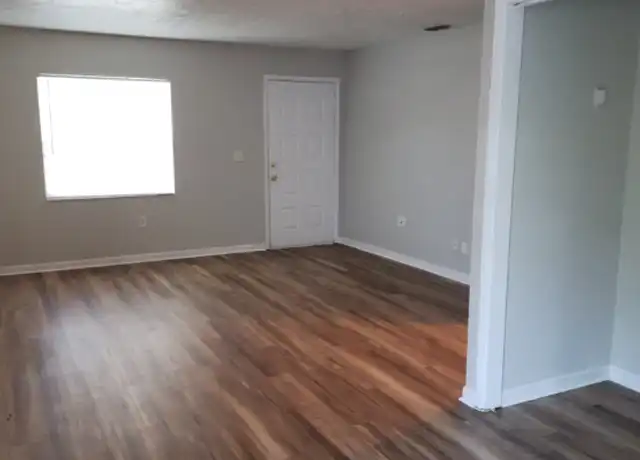 Property at 4007 E Bird St Unit A, Tampa, FL, 33617, 2 beds, 1 bath, [object Object]
